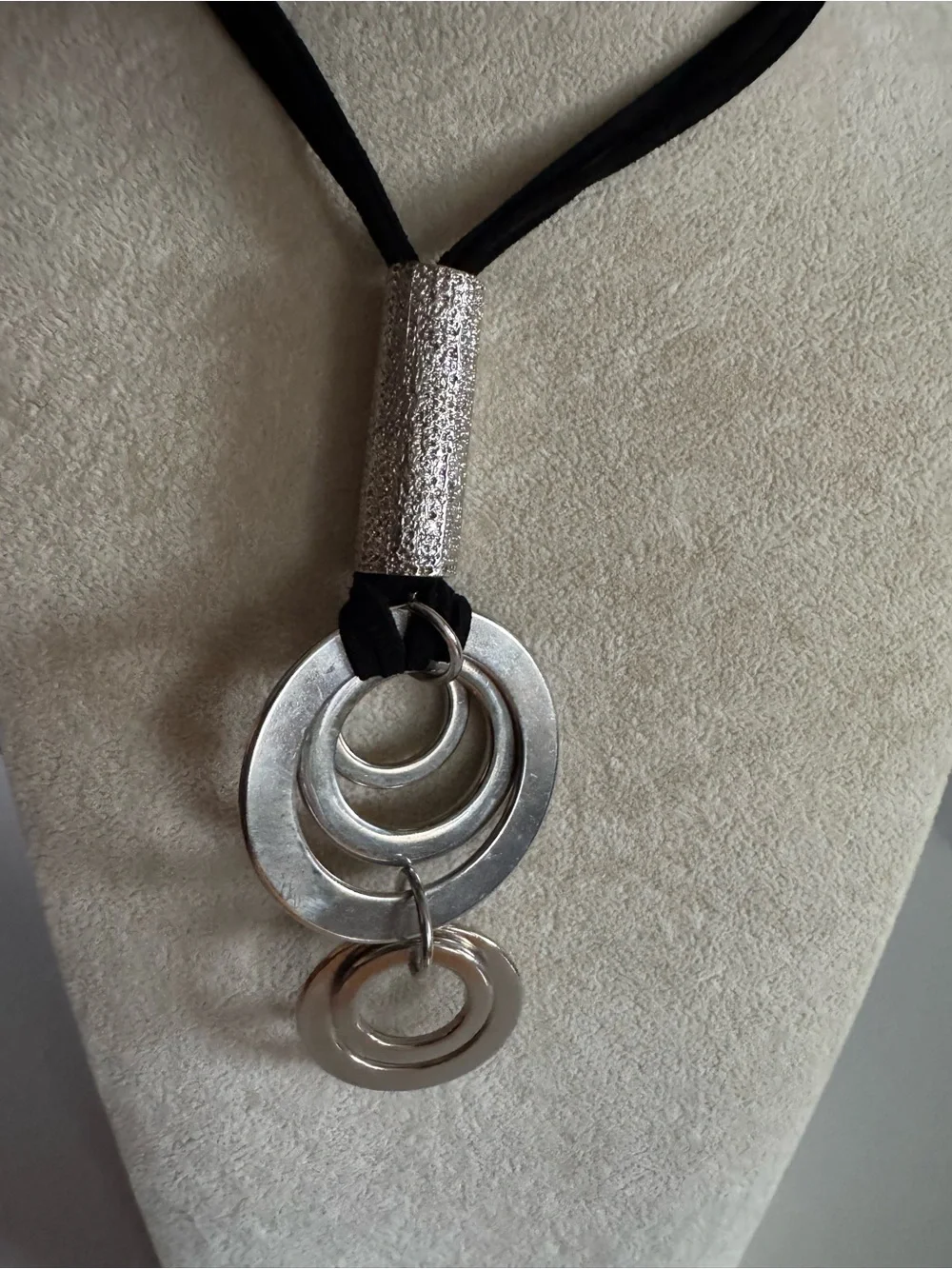 Modernist Silver Tone Geometric Pendant Necklace Circle Minimalist Suede Cord